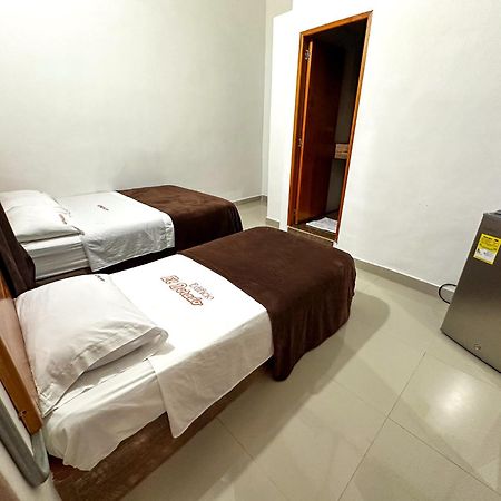 Hotel La Plazoleta à Doradal Extérieur photo