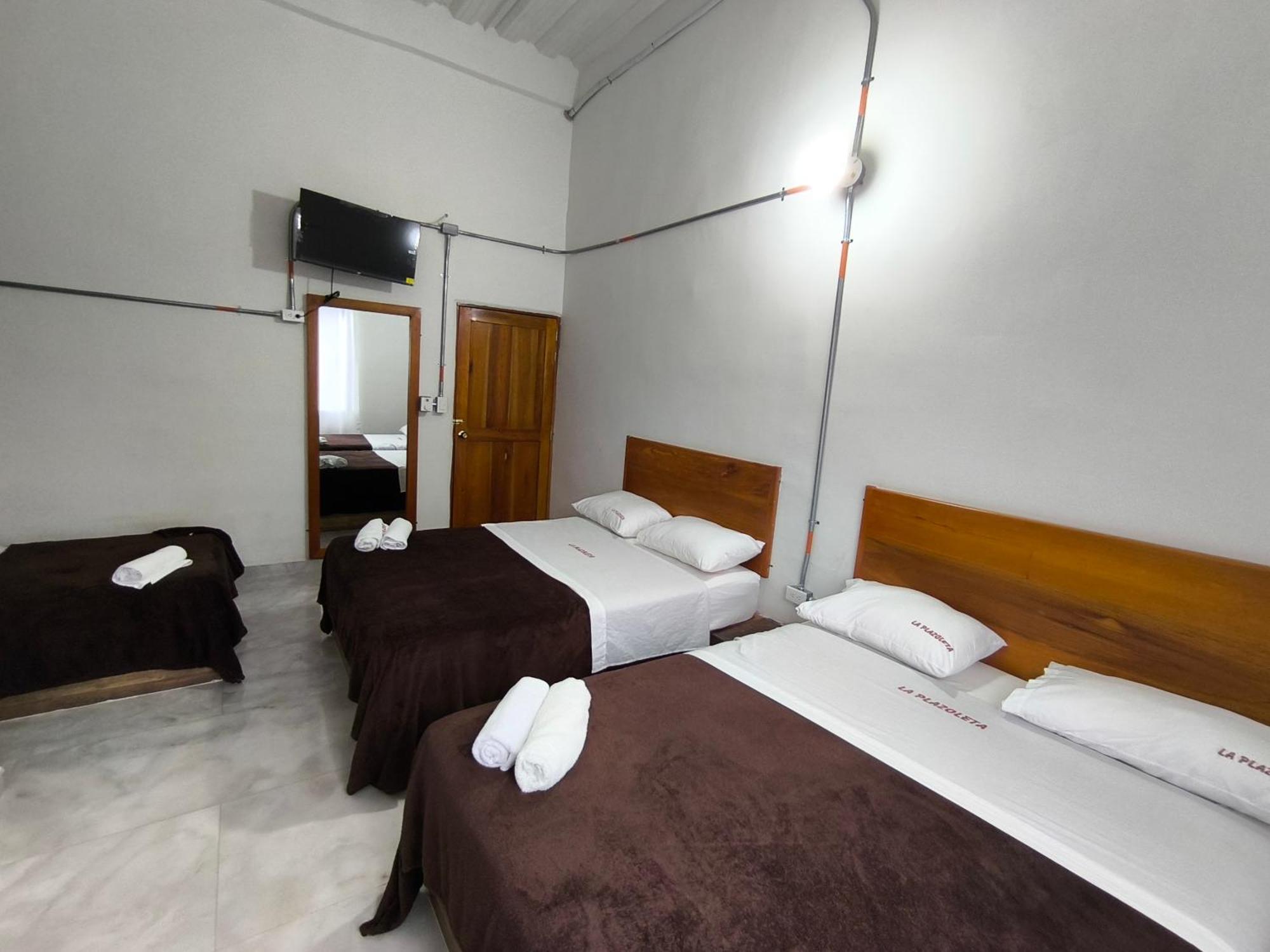 Hotel La Plazoleta à Doradal Extérieur photo