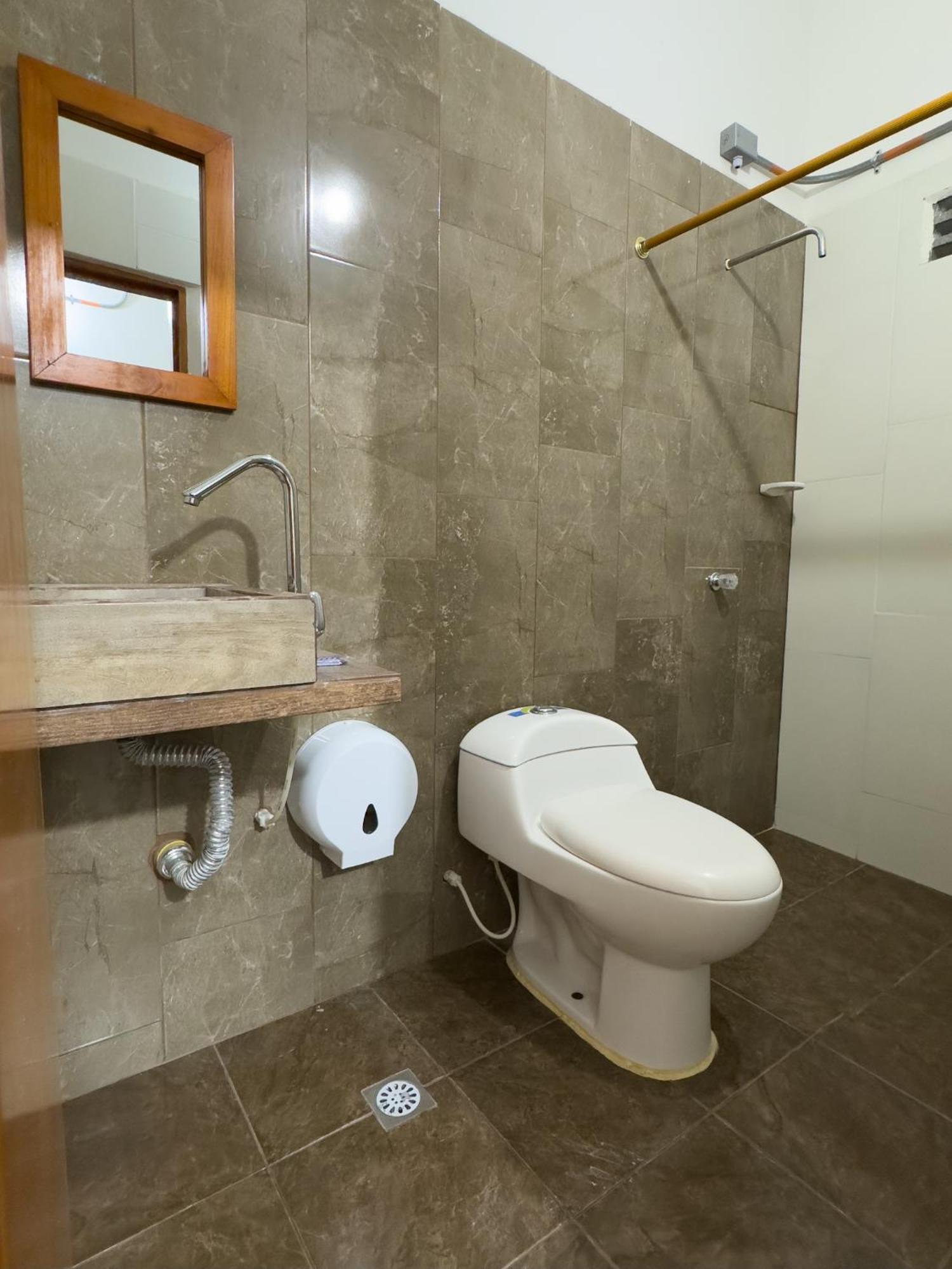 Hotel La Plazoleta à Doradal Extérieur photo