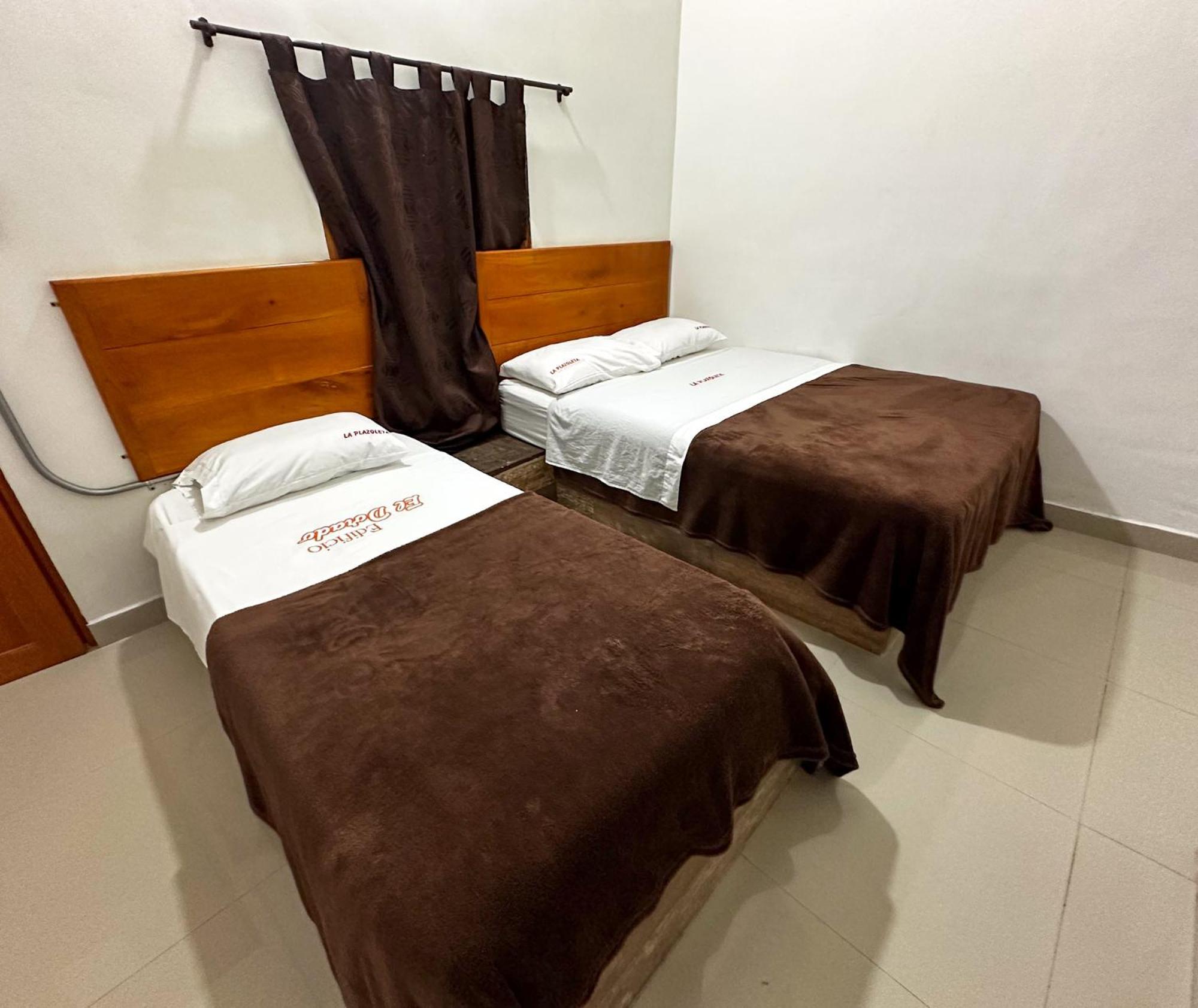 Hotel La Plazoleta à Doradal Extérieur photo